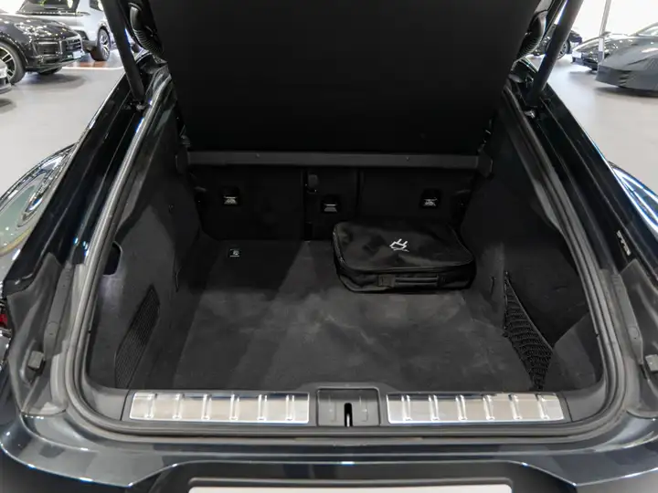 Porsche Panamera 2025, foto 50