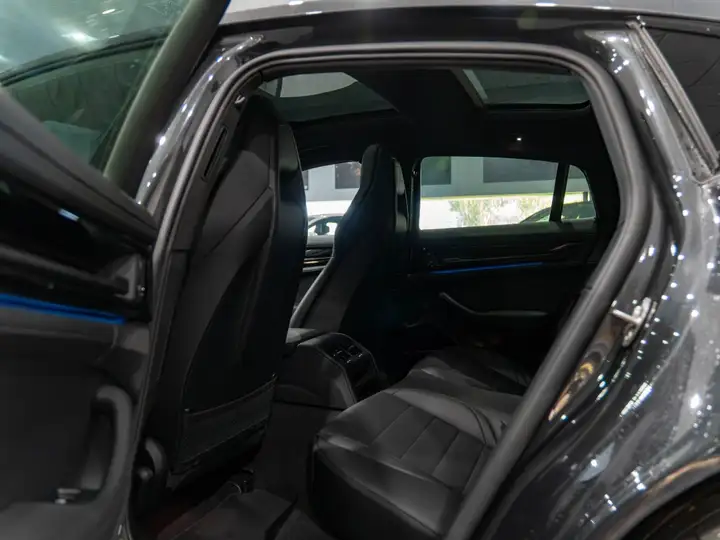 Porsche Panamera 2025, foto 48