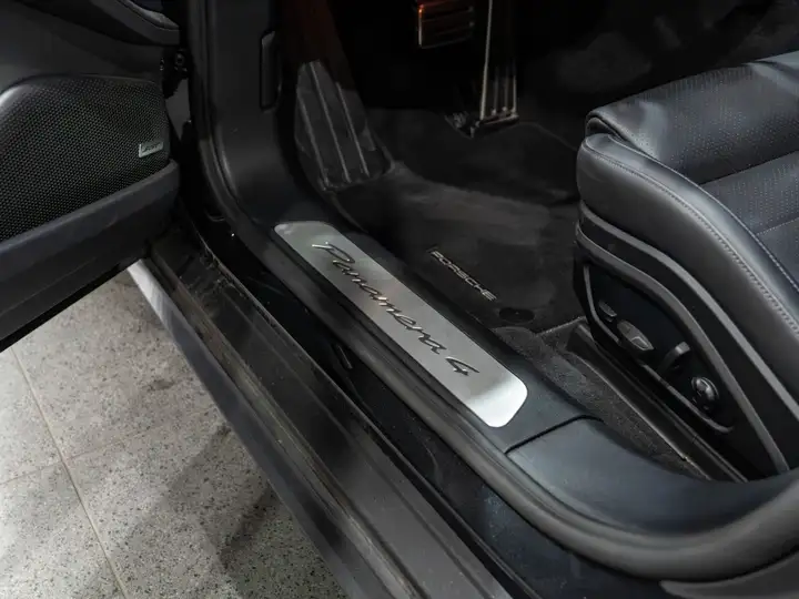 Porsche Panamera 2025, foto 32