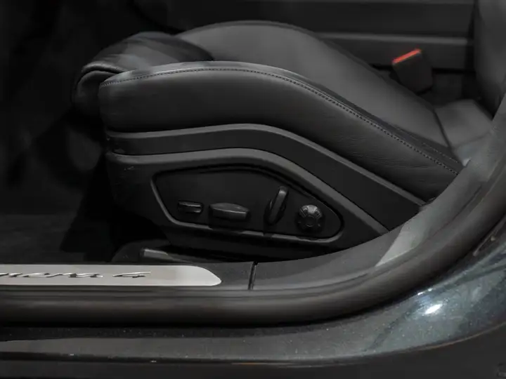 Porsche Panamera 2025, foto 34
