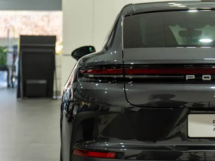 Porsche Panamera 2025, foto 26