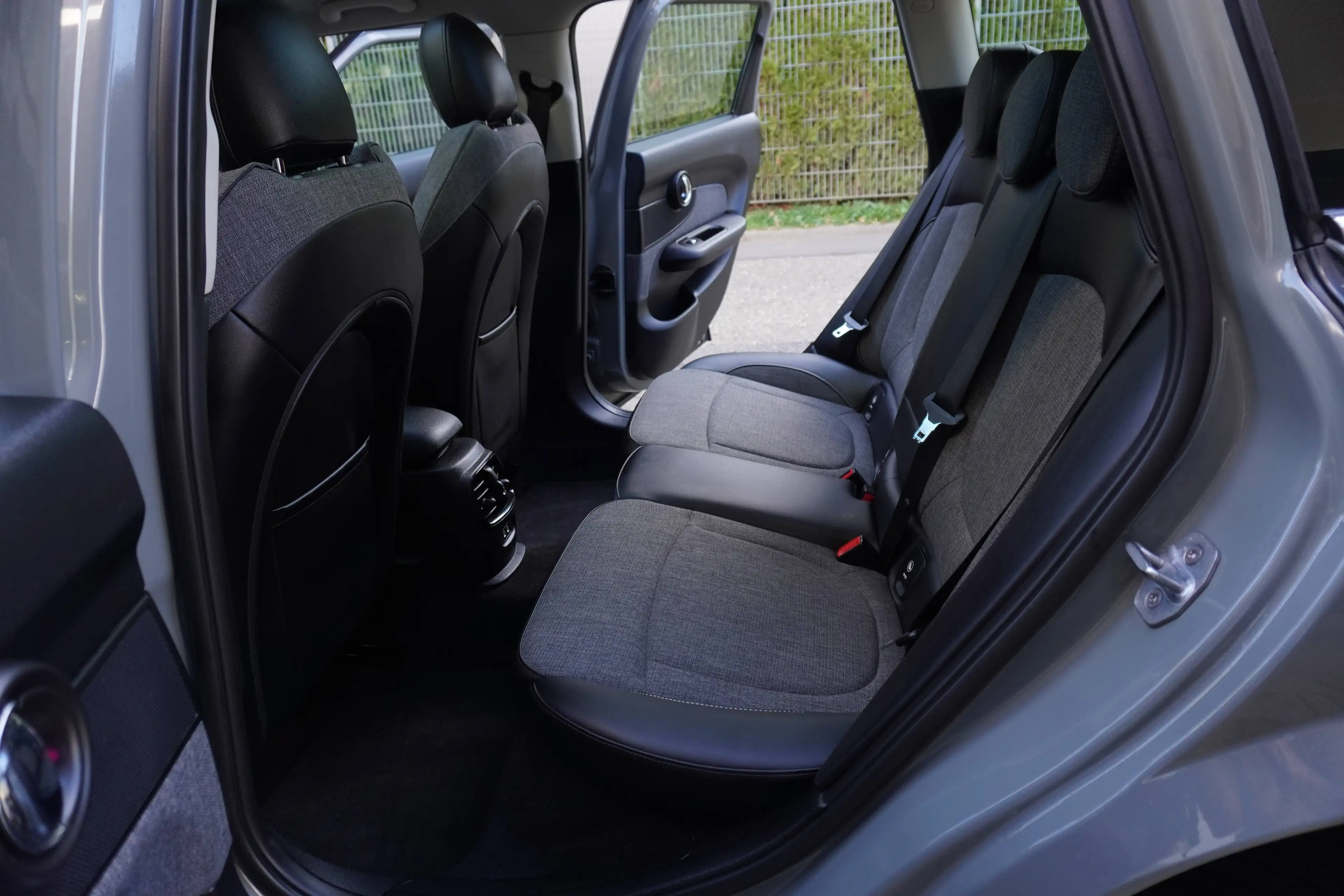 MINI Cooper Clubman Cooper 1.6 Aut. KLIMA+tLEDER+NAVI+PANORAMA+PDC+ALU+TEMPOMAT — photo 15