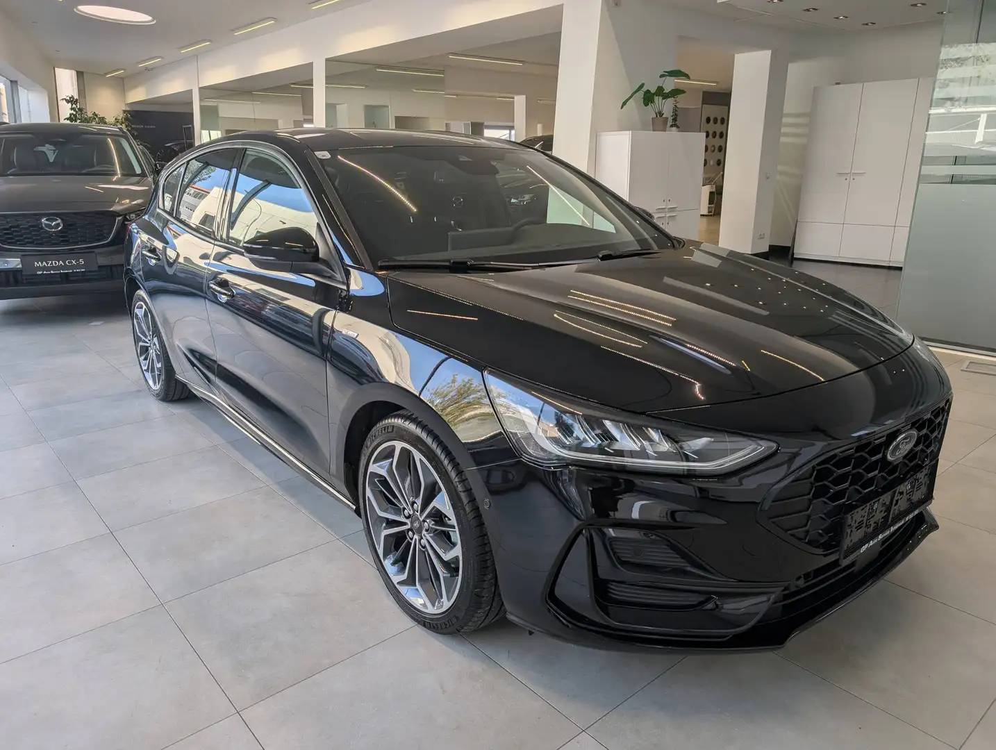 Ford Focus ST-Line X Schwarz - 2