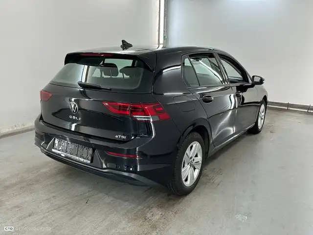 Volkswagen Golf view 2