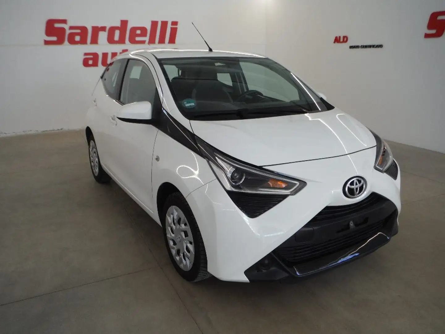 Toyota Aygo Connect 1.0 Alb - 2