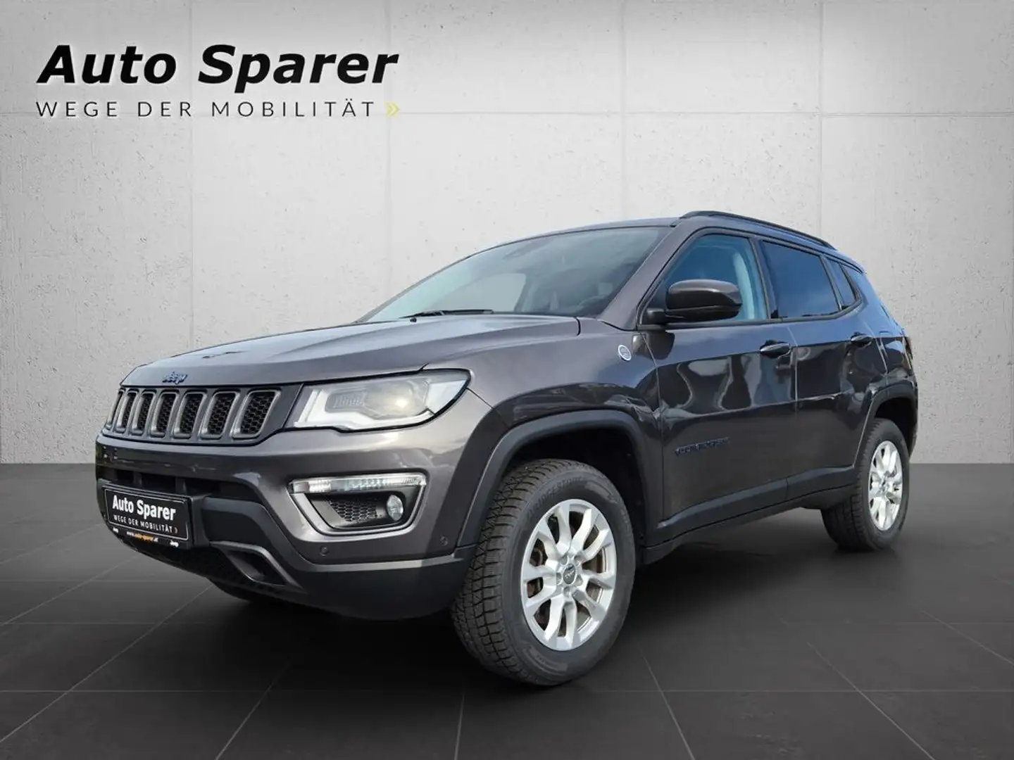 Jeep Compass Trailhawk 1,3 PHEV 4xe AT Grau - 1