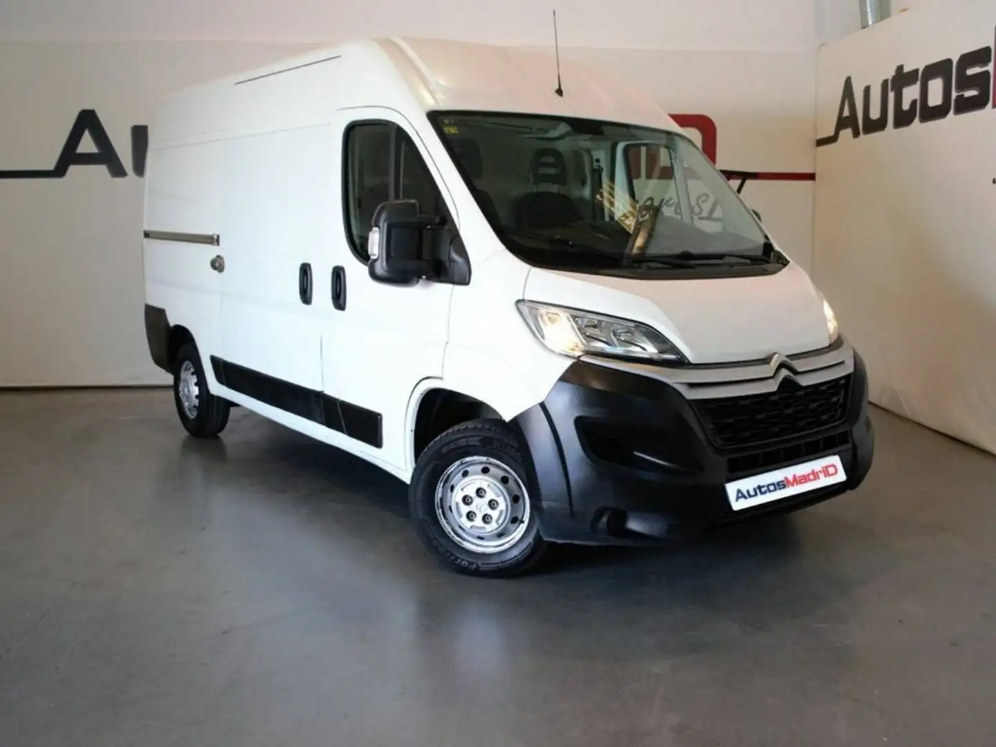 Citroen Jumper BlueHDi 81KW (110CV) Furgón 35L3H2 Blanco - 1