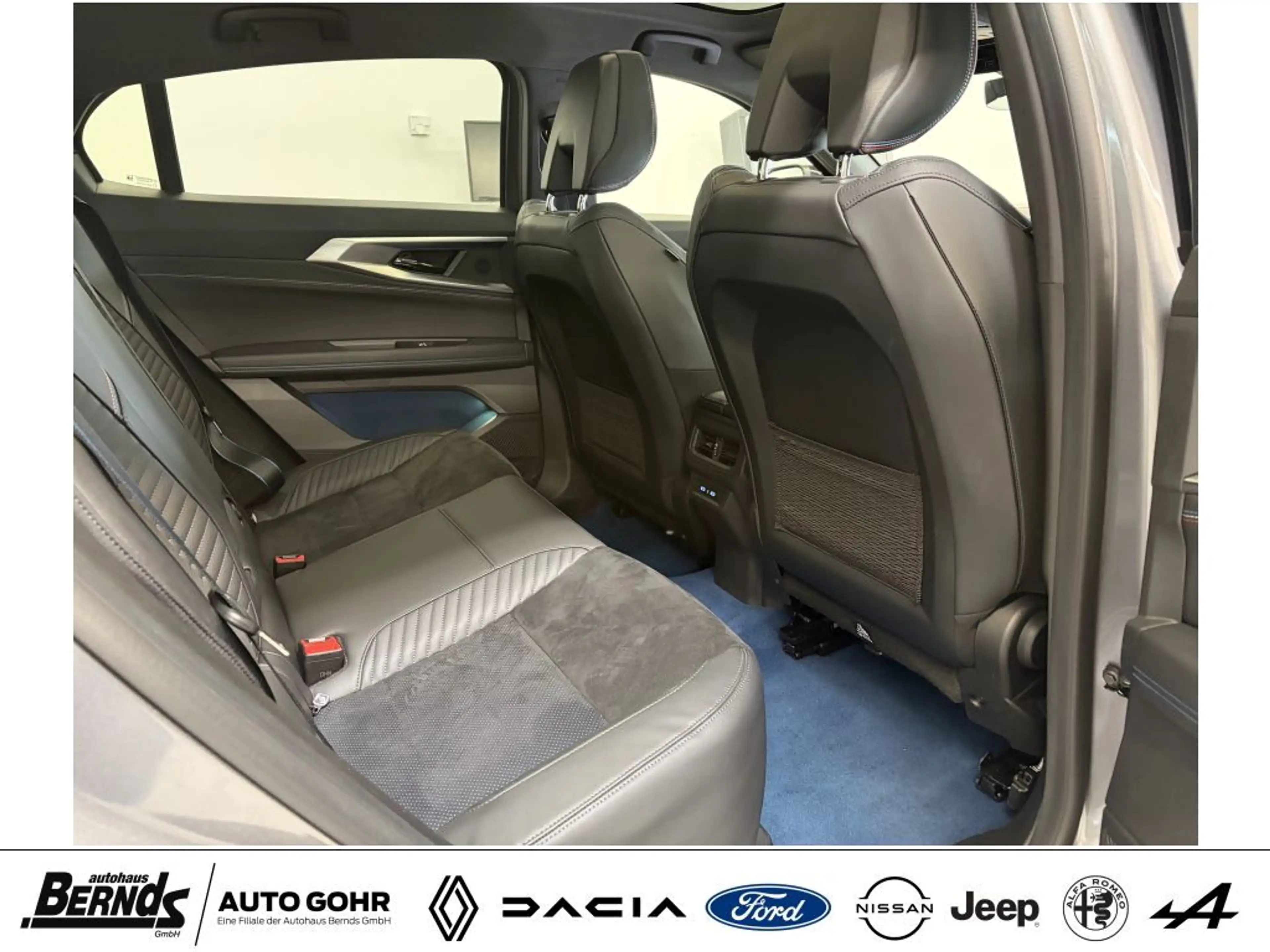 Renault Rafale E-Tech Plug-in Hybrid 300 4x4 Esprit Alpine AUTOM. — photo 7
