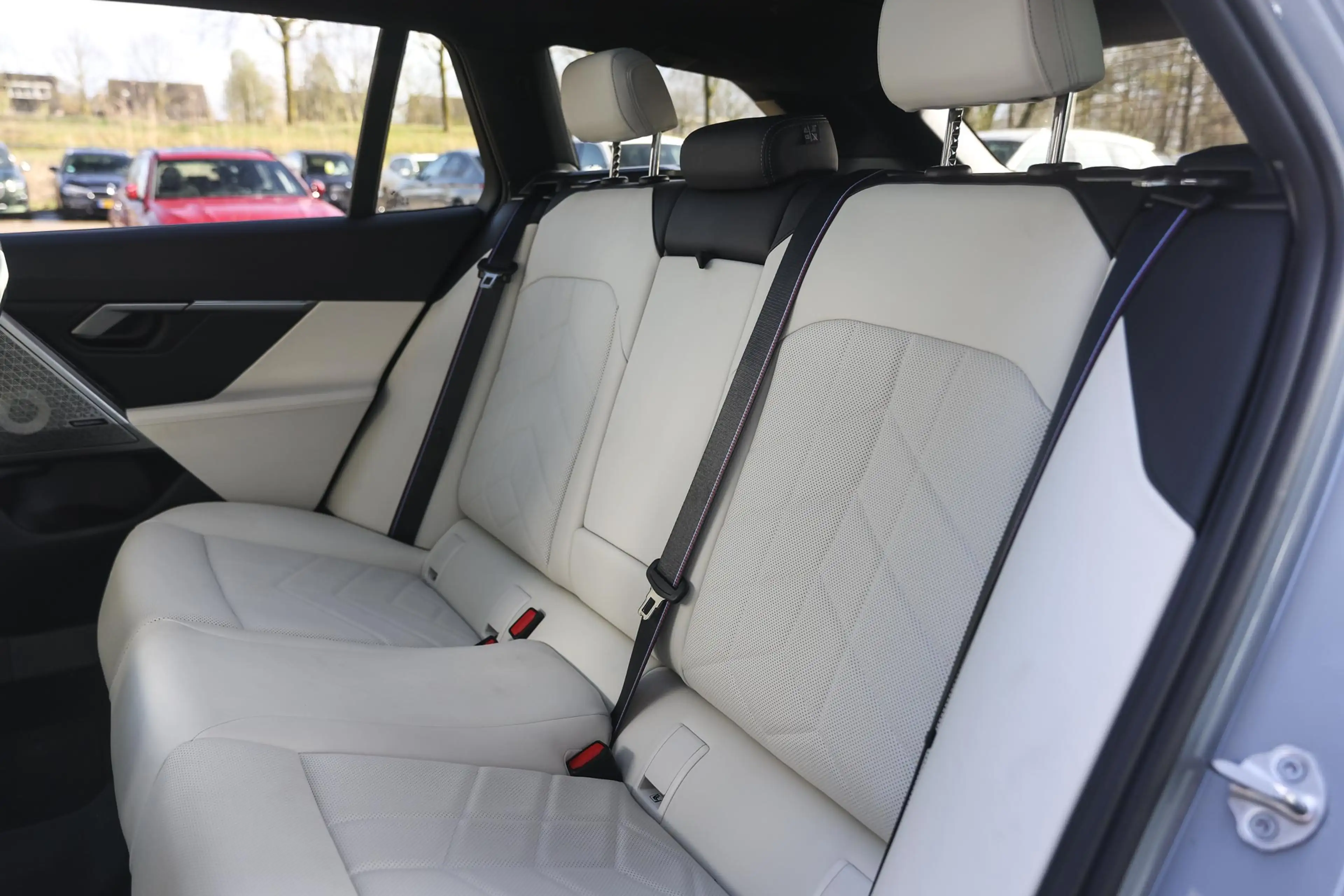 BMW 550 5 Serie Touring 550e xDrive M Sport Automaat / Pan — photo 10