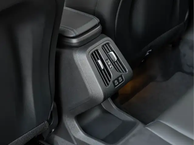 BMW X1 view 25
