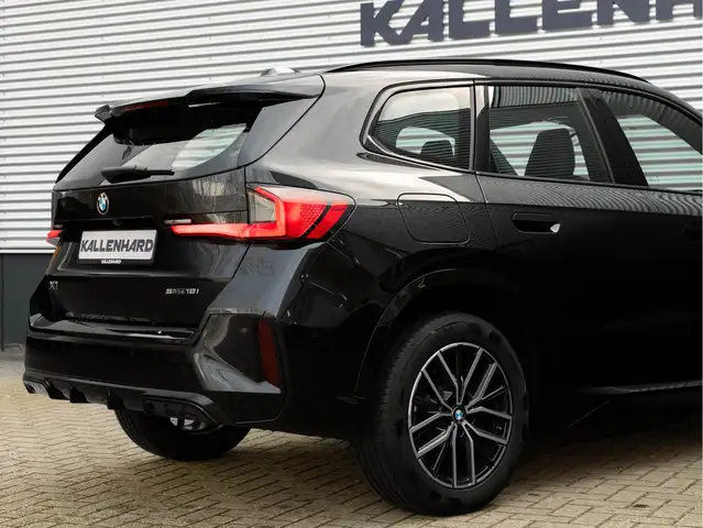 BMW X1 view 9