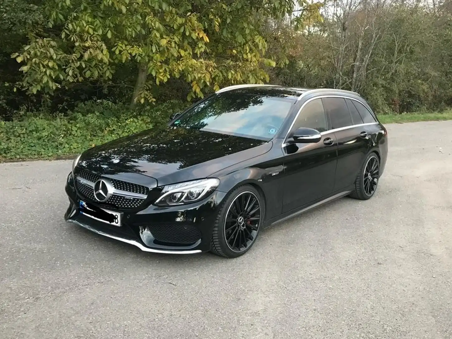Mercedes-Benz C 250 C 250 (BlueTEC) d 4Matic T 7G-TRONIC AMG Line Negro - 1