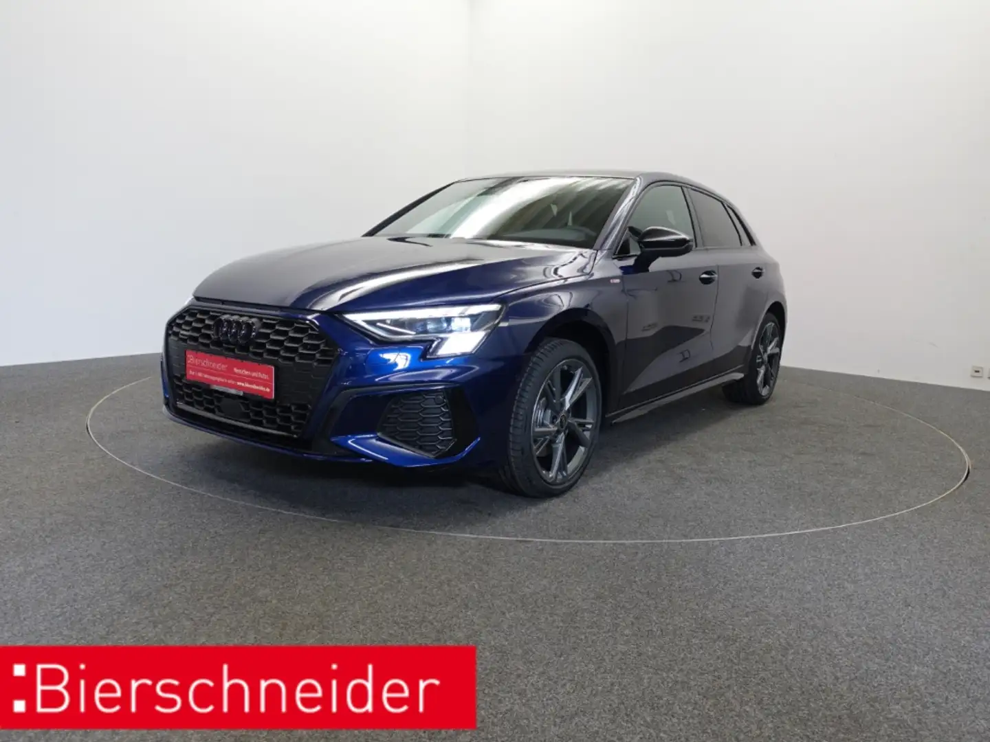 Audi A3 Sportback 40 TFSI quattro S tronic line PANO B&O A Blau - 1