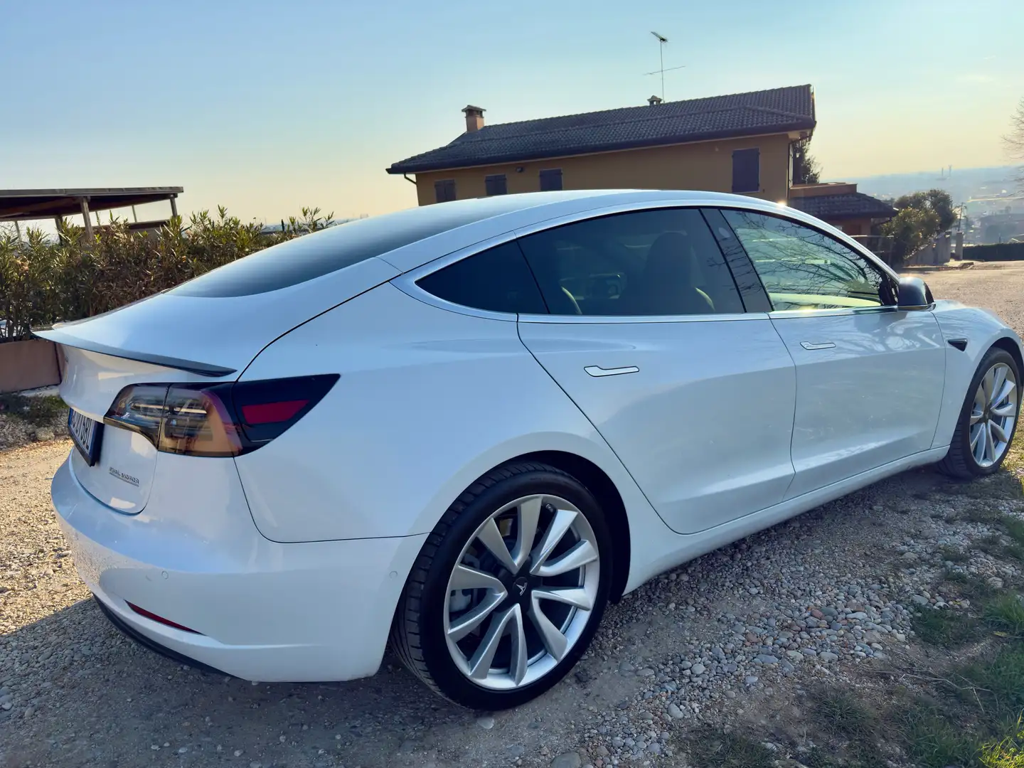 Tesla Model 3 Performance Dual Motor awd - 2