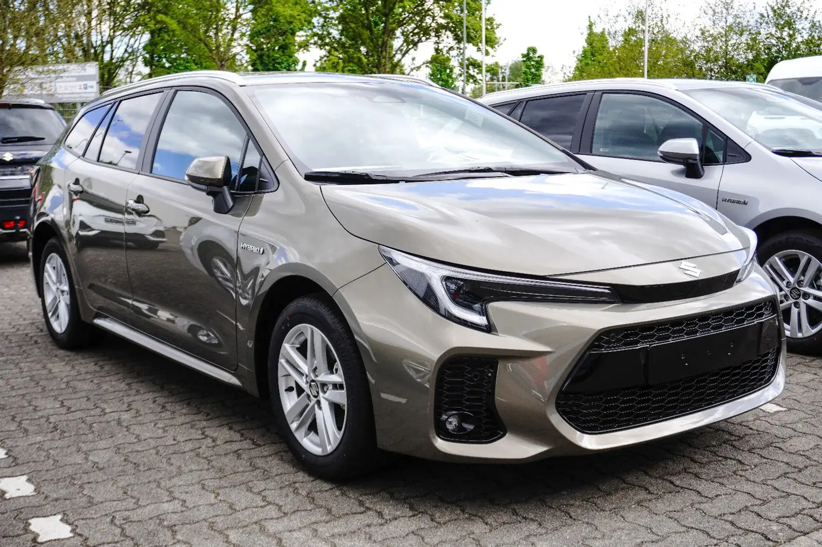 Suzuki Swace Comfort+ HYBRID KOMBI + WR/STAHL INKL! Grau - 1