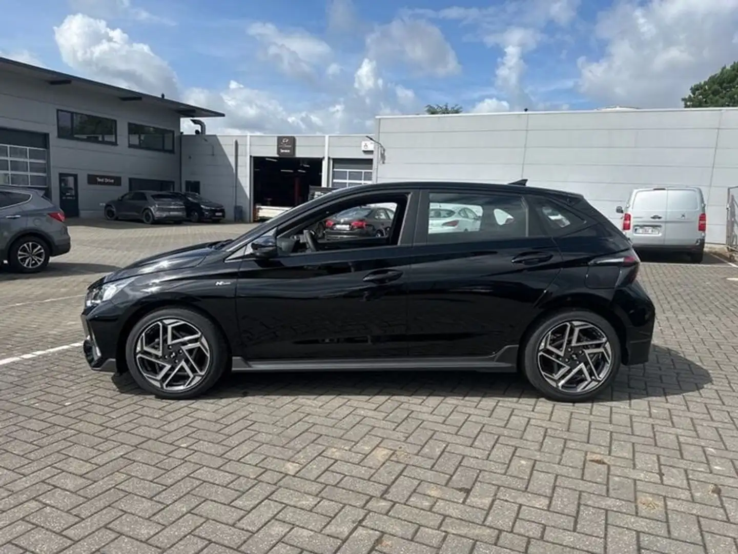 Hyundai i20 T-GDi Twist N-Line (MY25) Noir - 2
