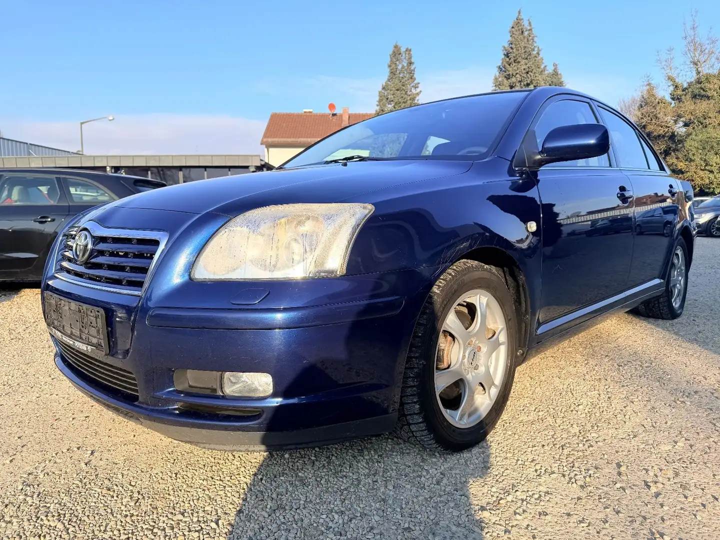 Toyota Avensis 2.0 Executive Lim. XENON*LEDER*8x ALU* Blau - 2