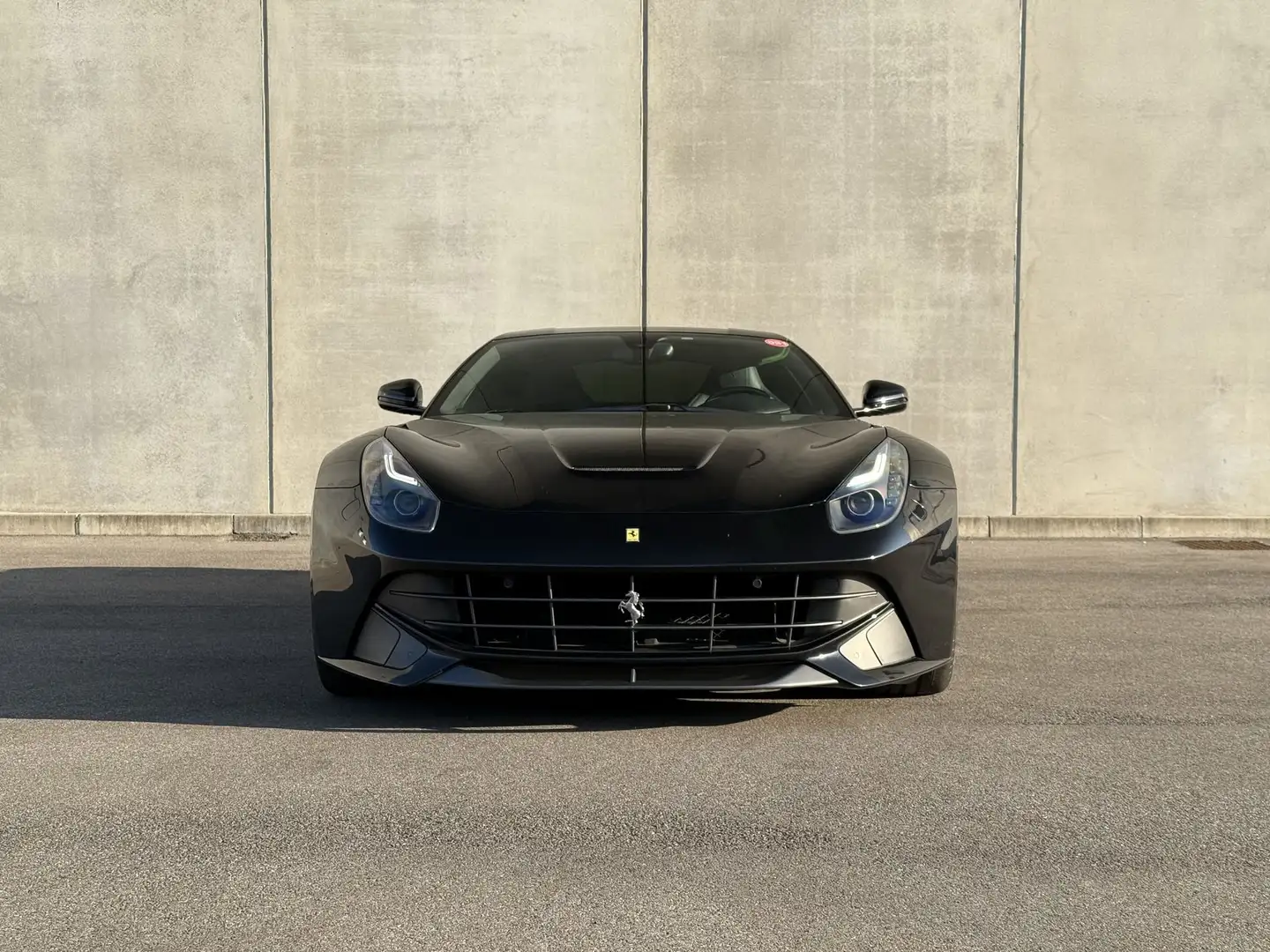 Ferrari F12 Berlinetta V12 DCT F1 - Adrenalinica Schwarz - 2