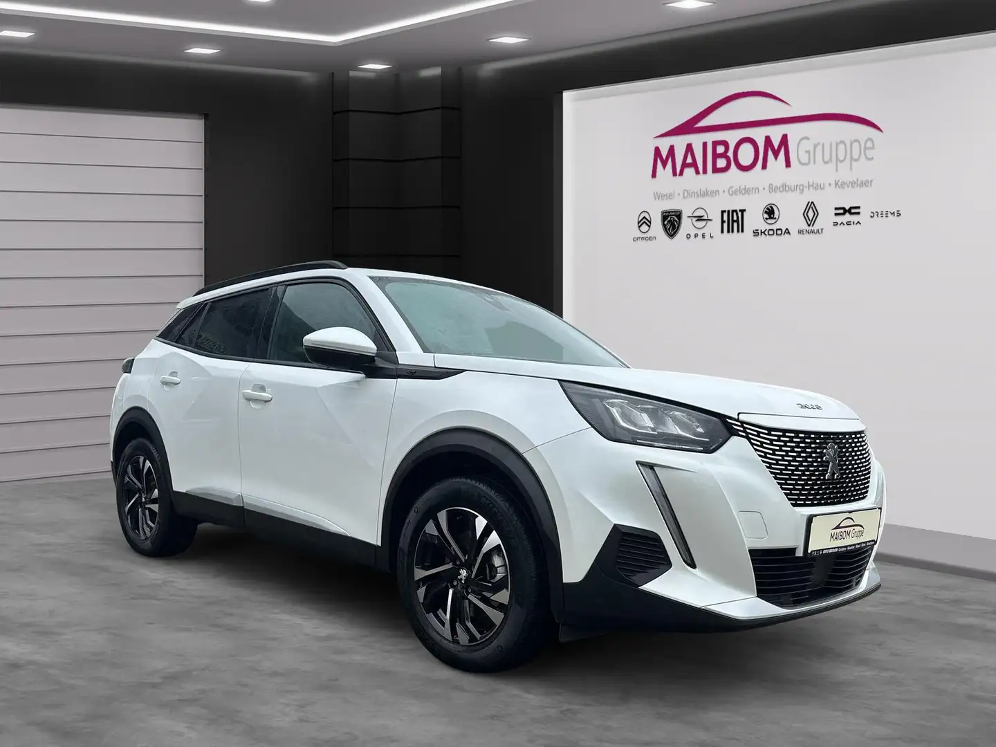 Peugeot 2008 e- Allure Metallic Weiß - 2