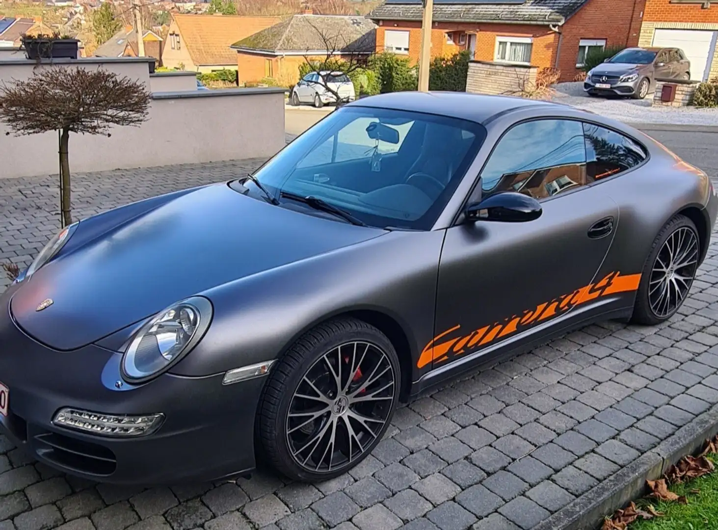 Porsche 911 Carrera 4 3.6i Coupé Tiptronic S - 2