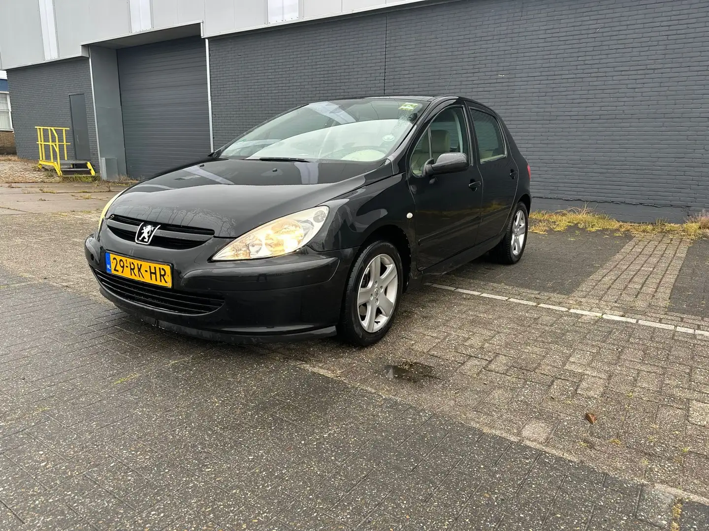 Peugeot 307 1.6-16V XT Premium AUTOMAAT Noir - 1