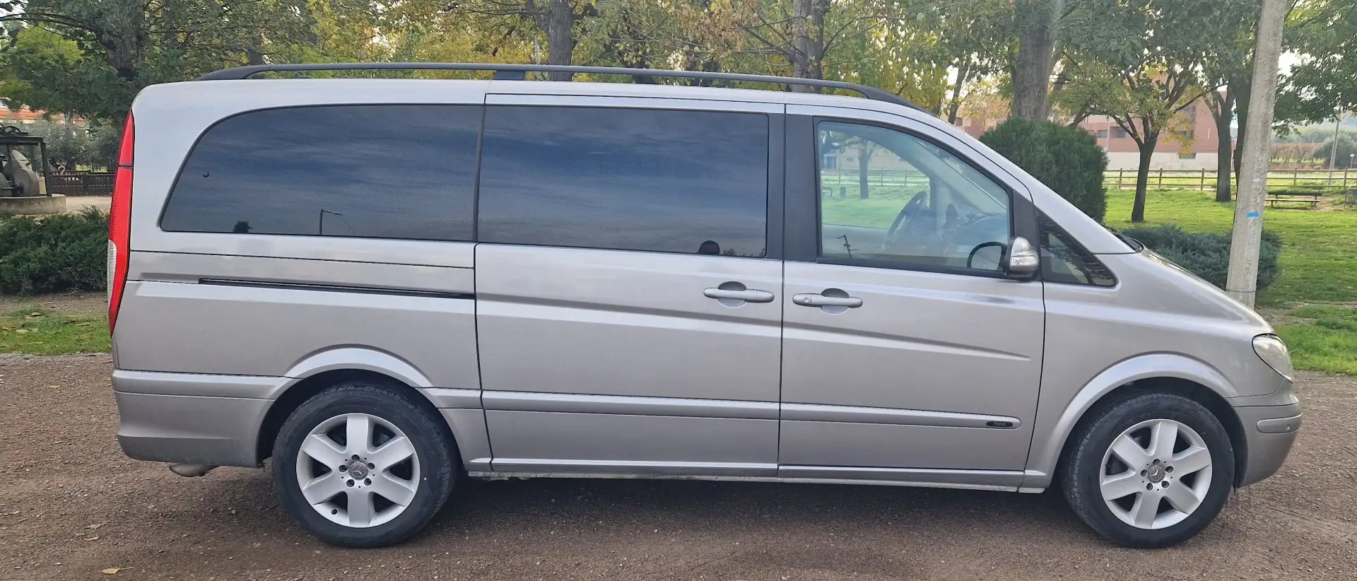 Mercedes-Benz Viano 2.2CDI Trend Larga - 2