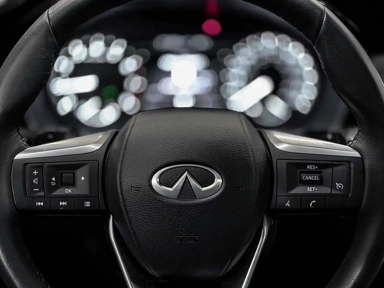 Infiniti QX60 снимка Infiniti QX60