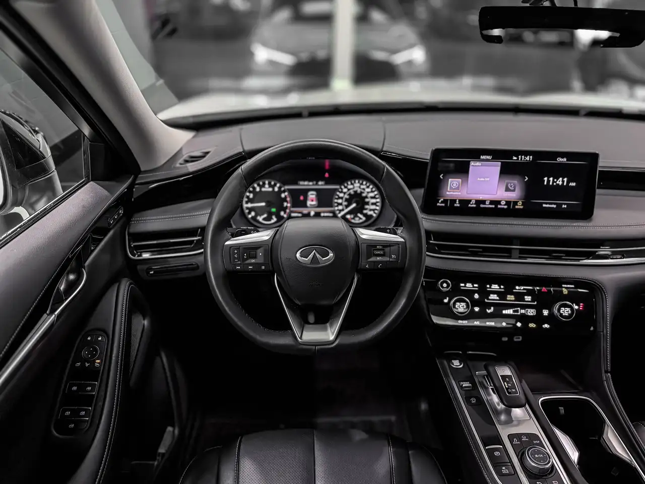 Infiniti QX60 снимка Infiniti QX60