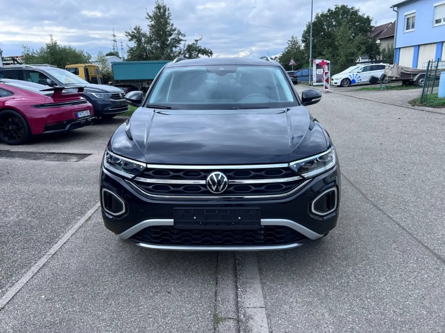 Volkswagen T-Roc 1.5TSI DSG Style AHK ACC DCP LED+ NAVI DAB Noir - 2