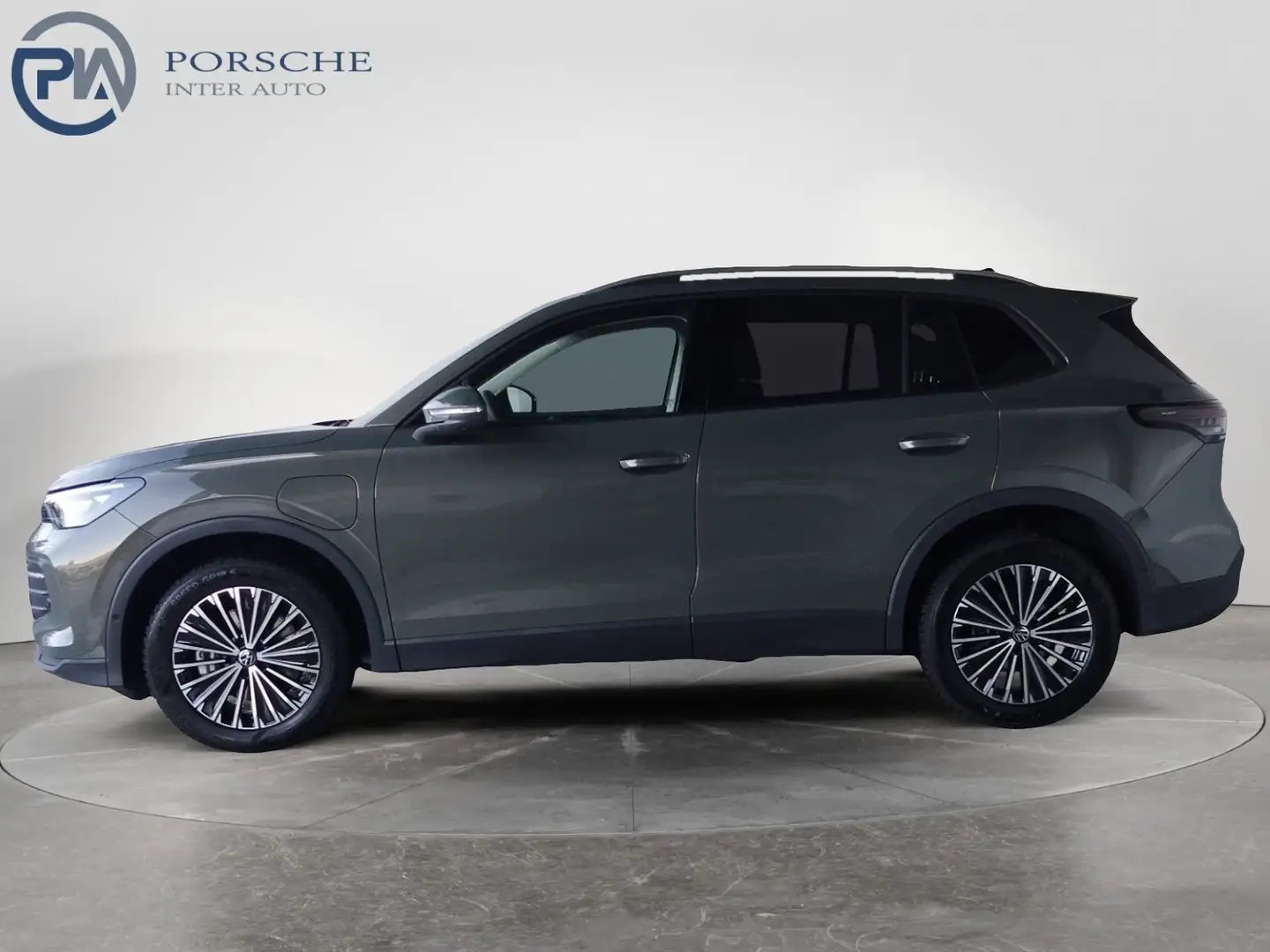 Volkswagen Tiguan Friends eHybrid DSG 150 kW Grün - 2