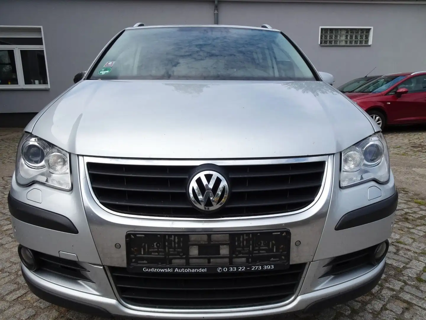 Volkswagen Touran Cross 2.0 125kW DSG, LEDER-SHZ-PDC-NAV Argent - 2