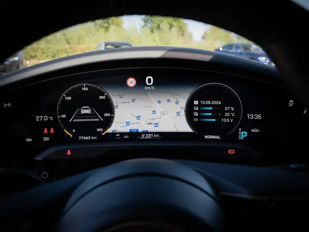 Porsche Taycan view 12