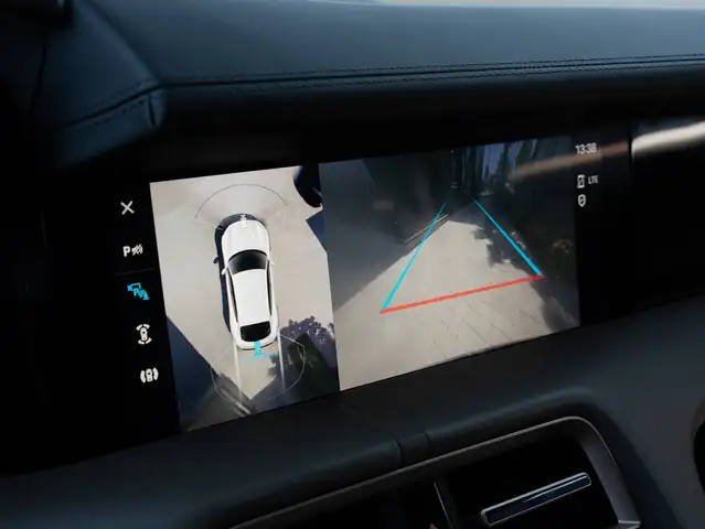 Porsche Taycan view 18