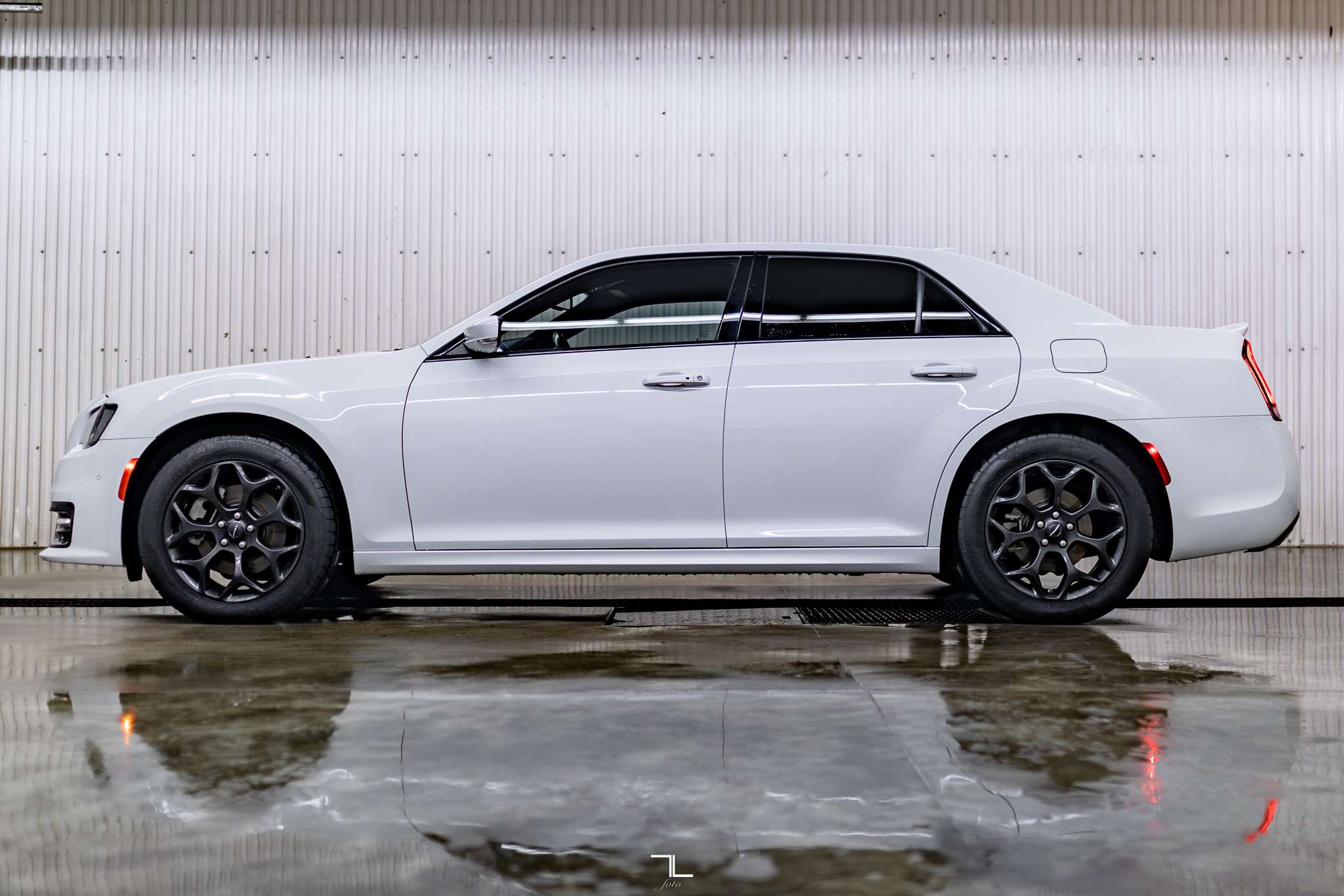 2022 Chrysler 300 AWD Leather Roof Nav BCam — снимка 4