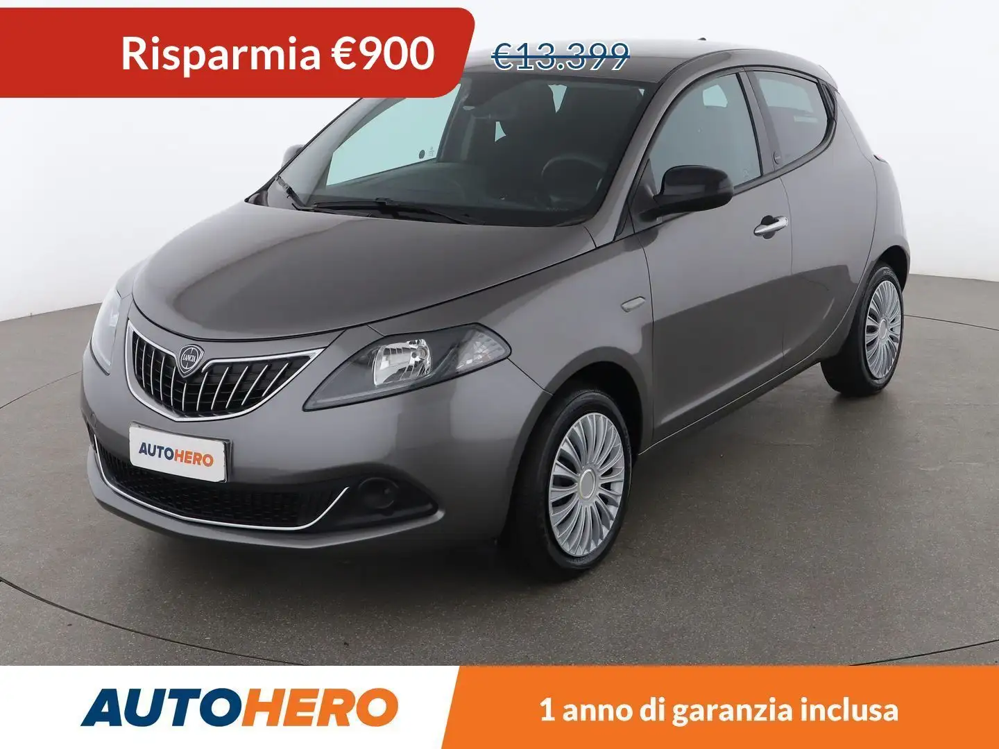 Lancia Ypsilon 1.0 Mild-Hybrid Gold MHEV Grey - 1