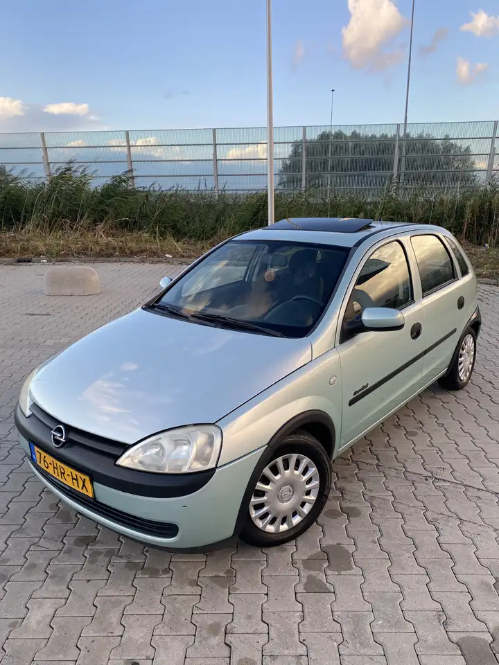 Opel Corsa 1.2, foto 2