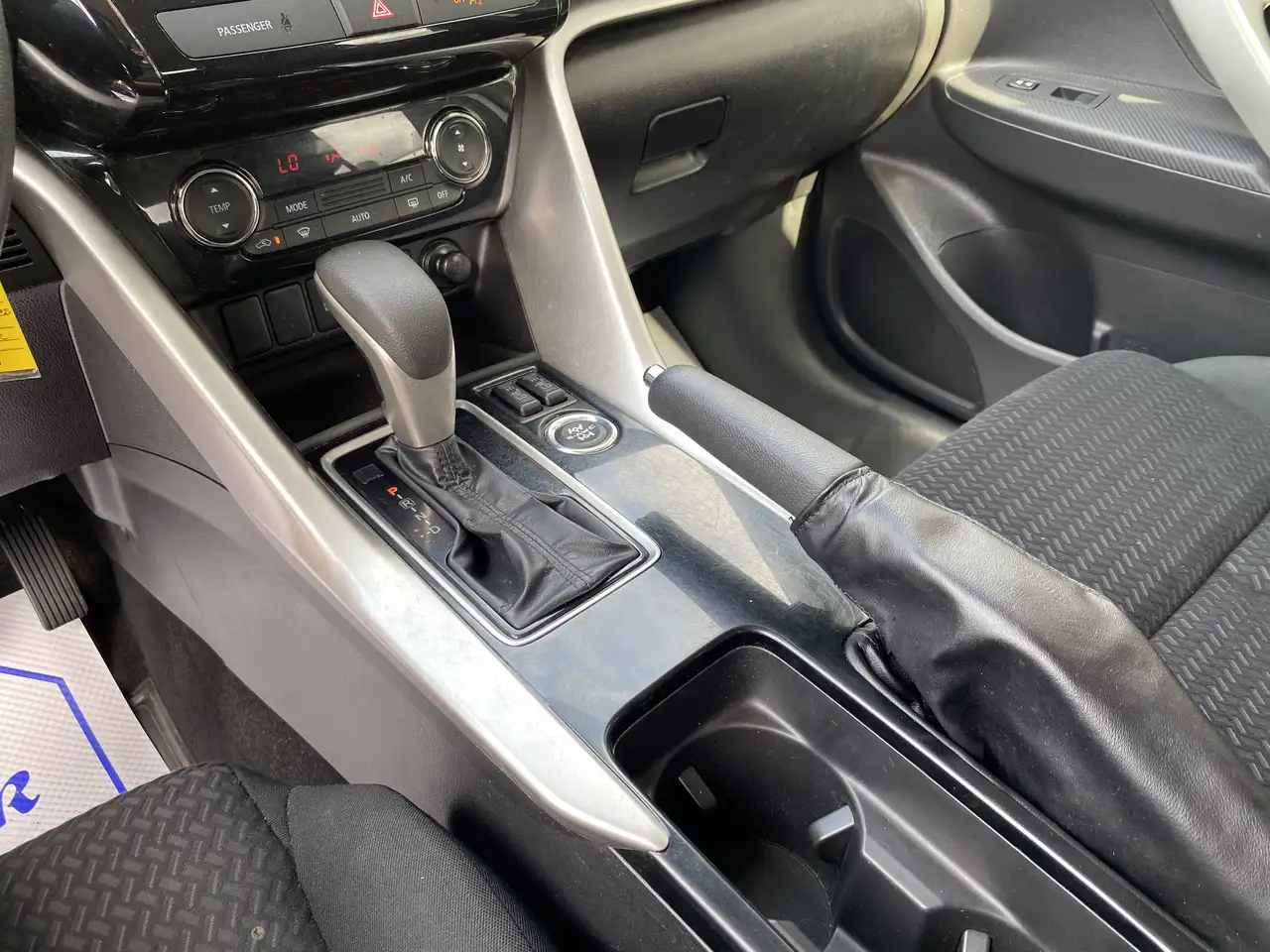 Mitsubishi Eclipse Cross снимка Mitsubishi Eclipse Cross