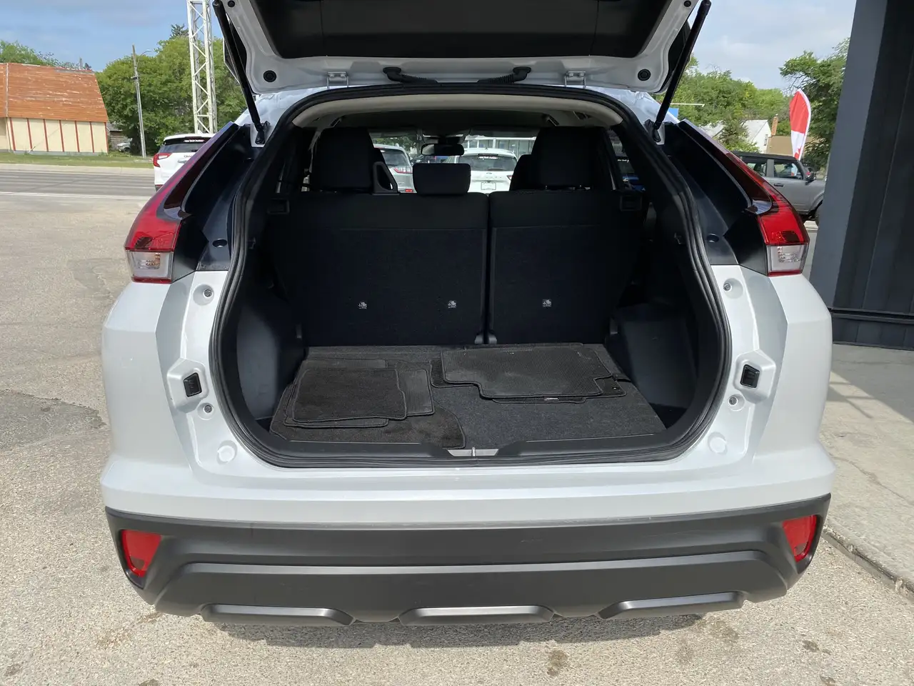 Mitsubishi Eclipse Cross снимка Mitsubishi Eclipse Cross