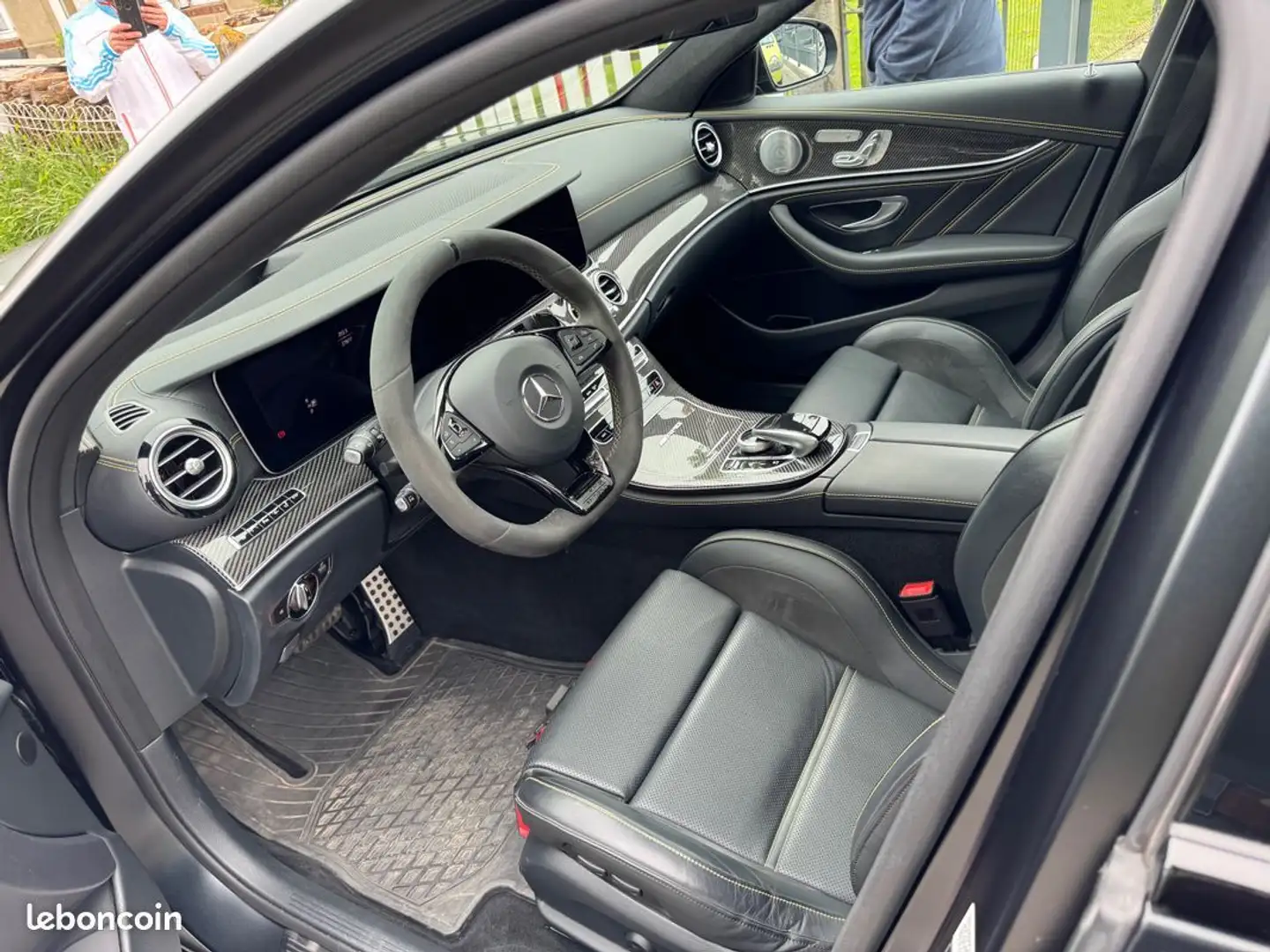 Mercedes-Benz E 63 AMG Mercedes 63 s break amg v8 bi turbo 612 edition 1  Noir - 2