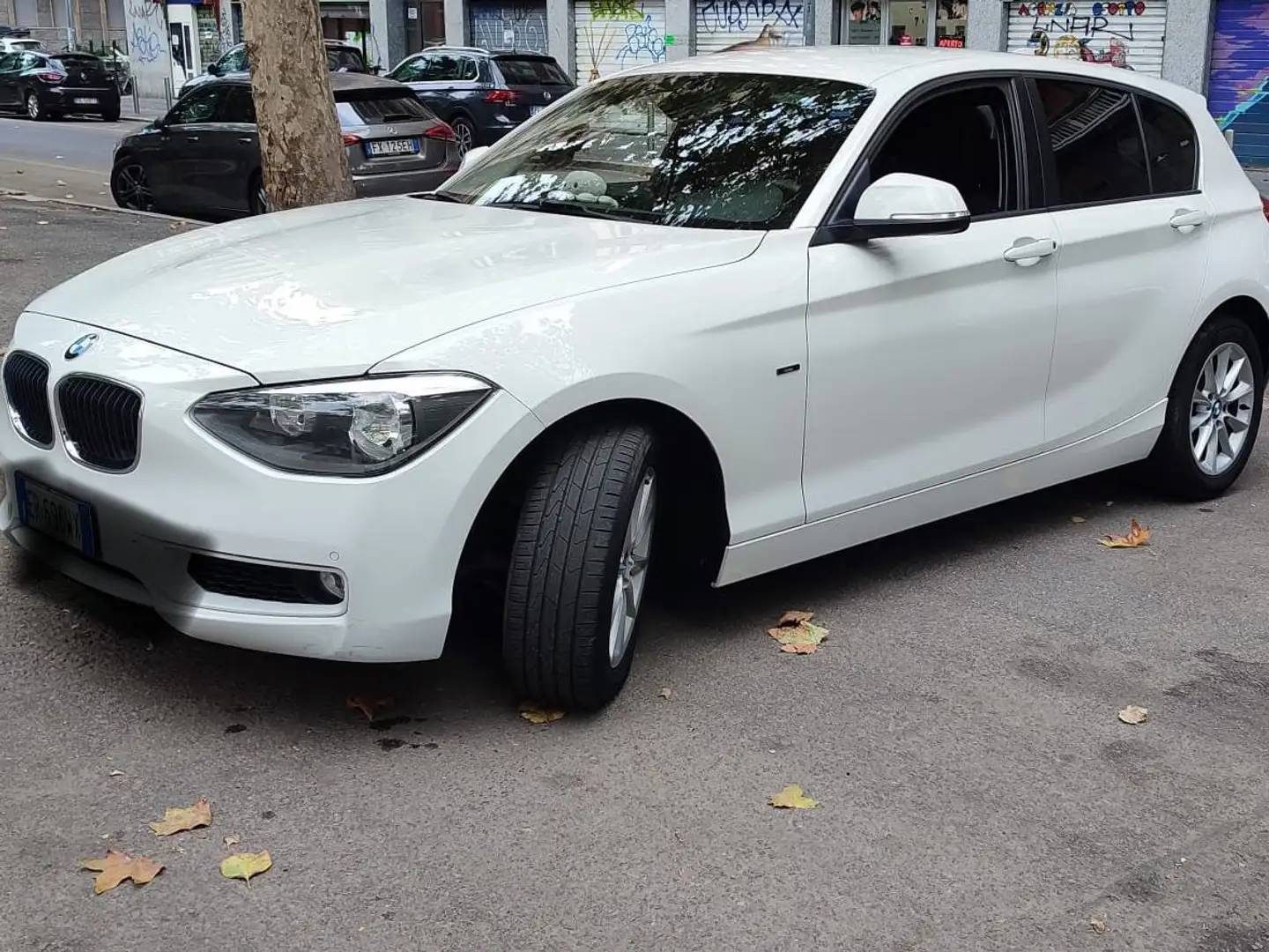 BMW 120 120d 5p Unique Bianco - 1