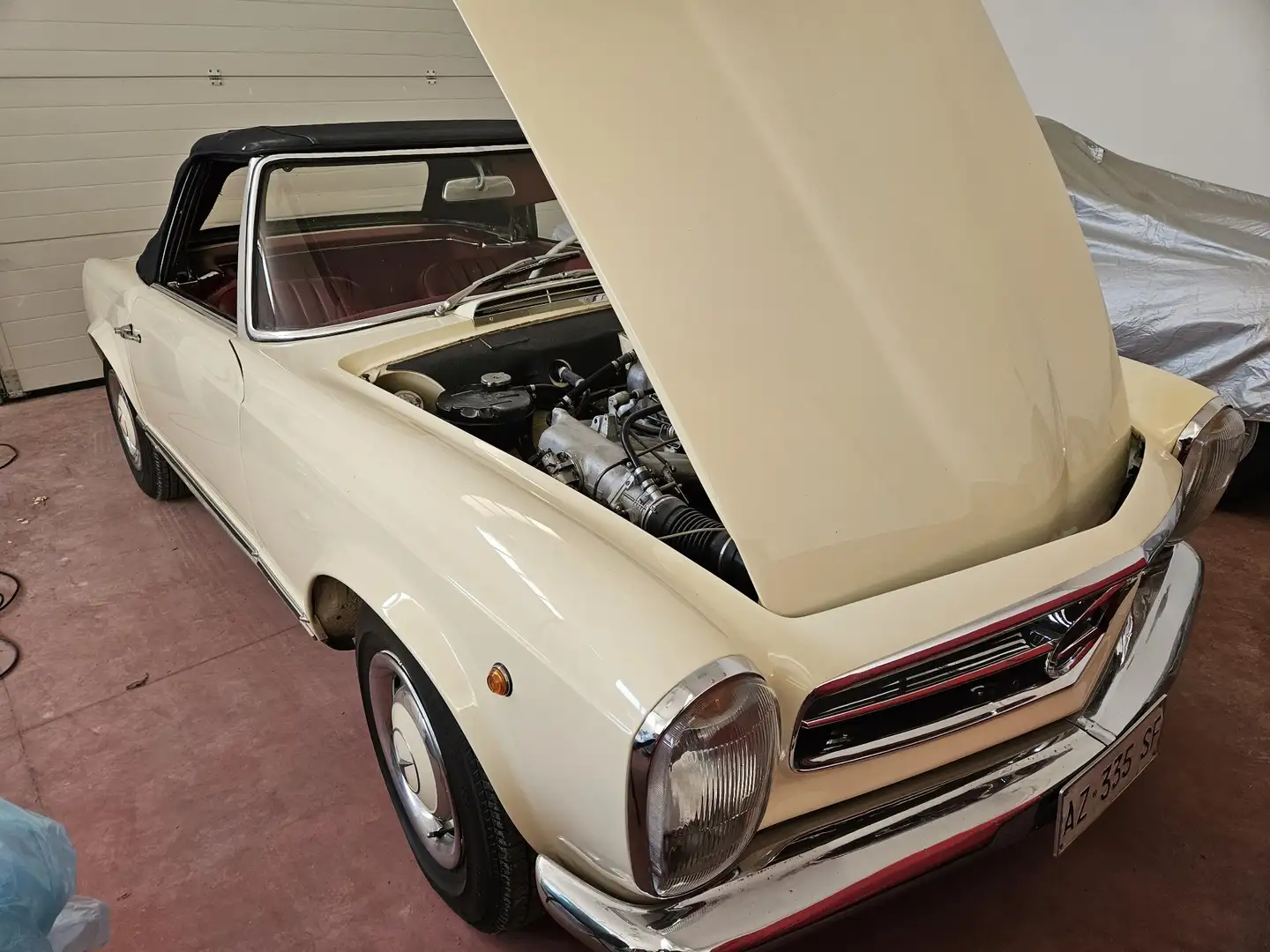 Mercedes-Benz SL 230 Pagoda - 2