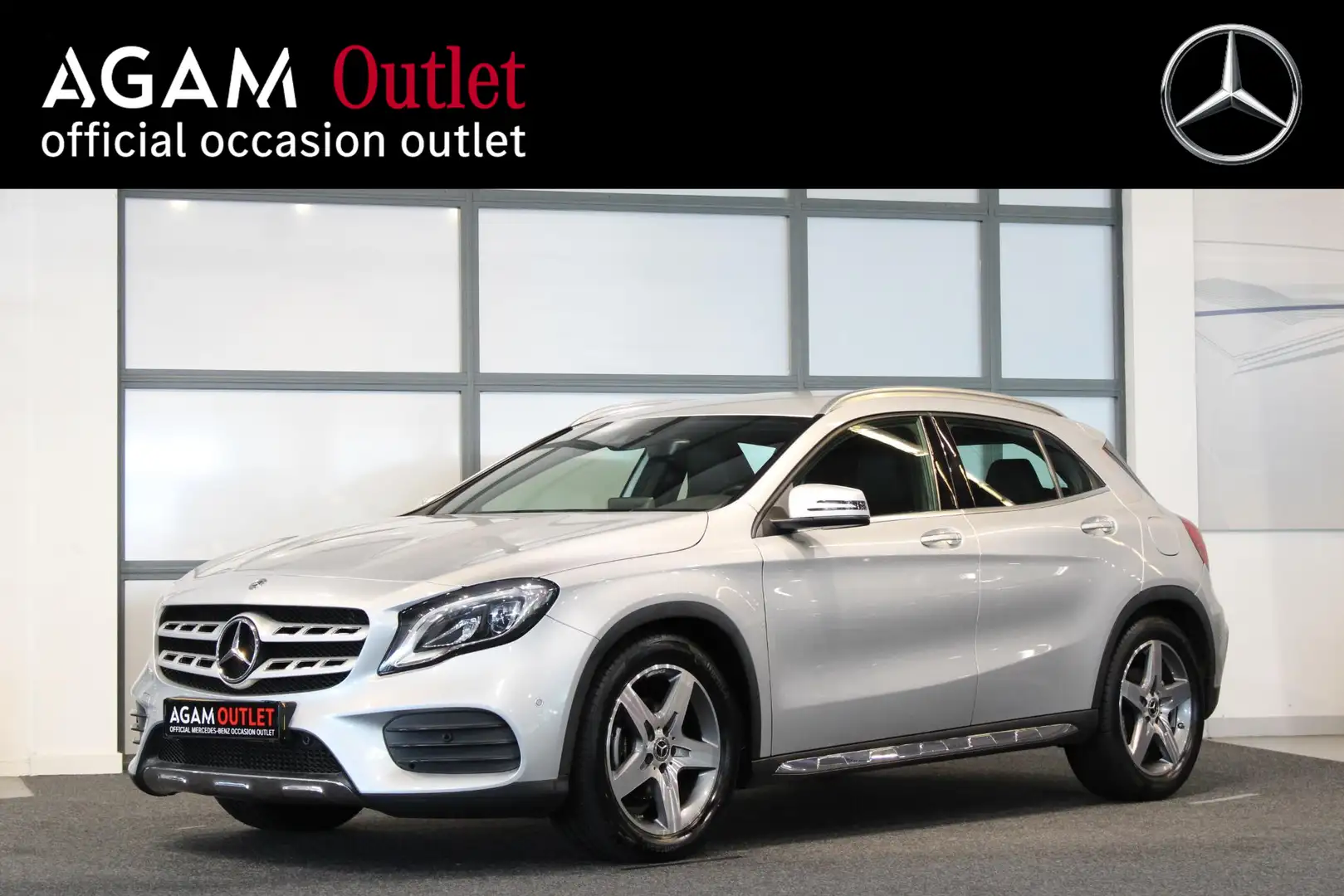 Mercedes-Benz GLA 180 Business Solution AMG Upgrade Edition Or. NL auto Grijs - 1