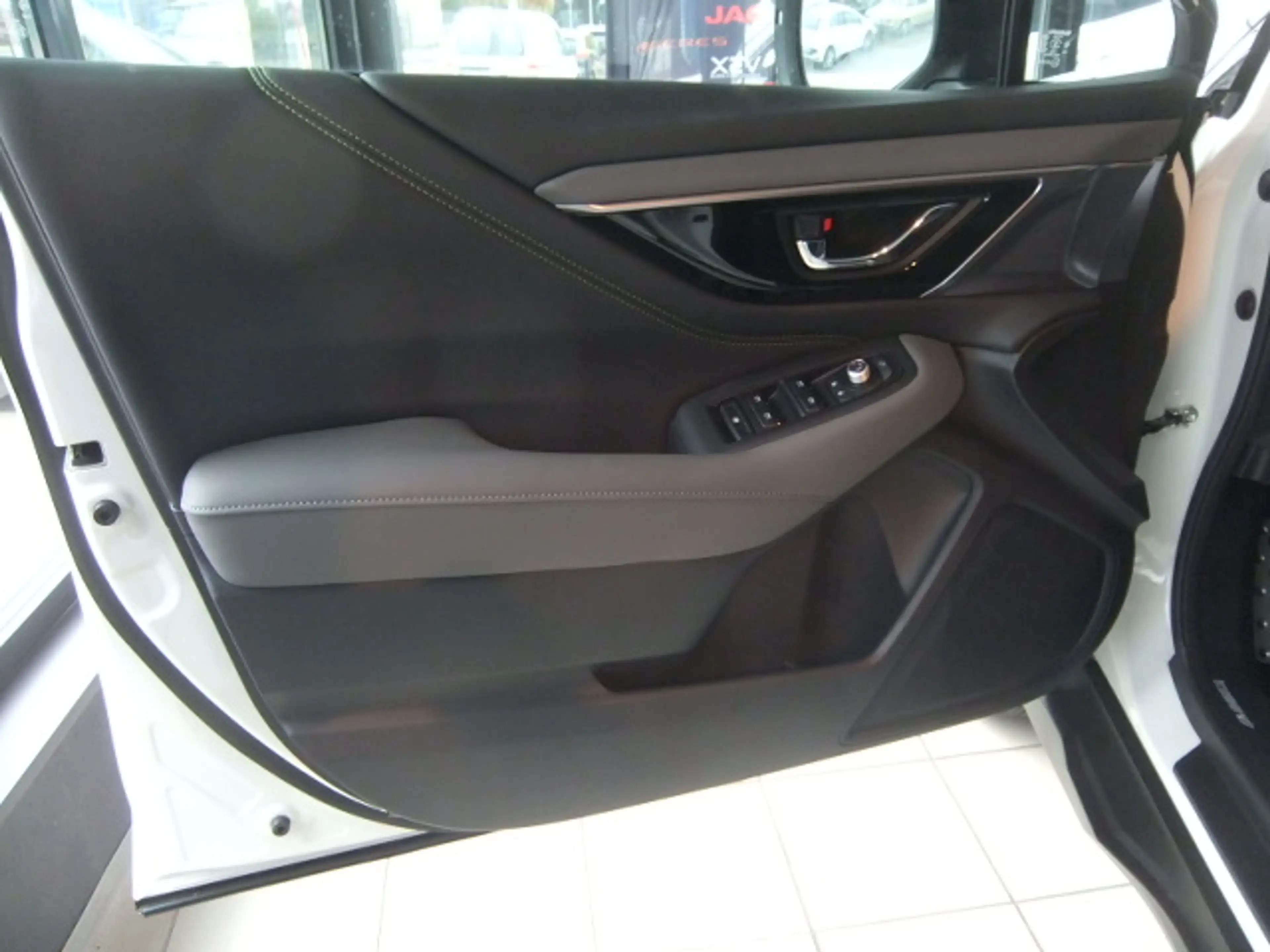 Subaru OUTBACK 2.5i Lineartronic Exclusive Cross — photo 6