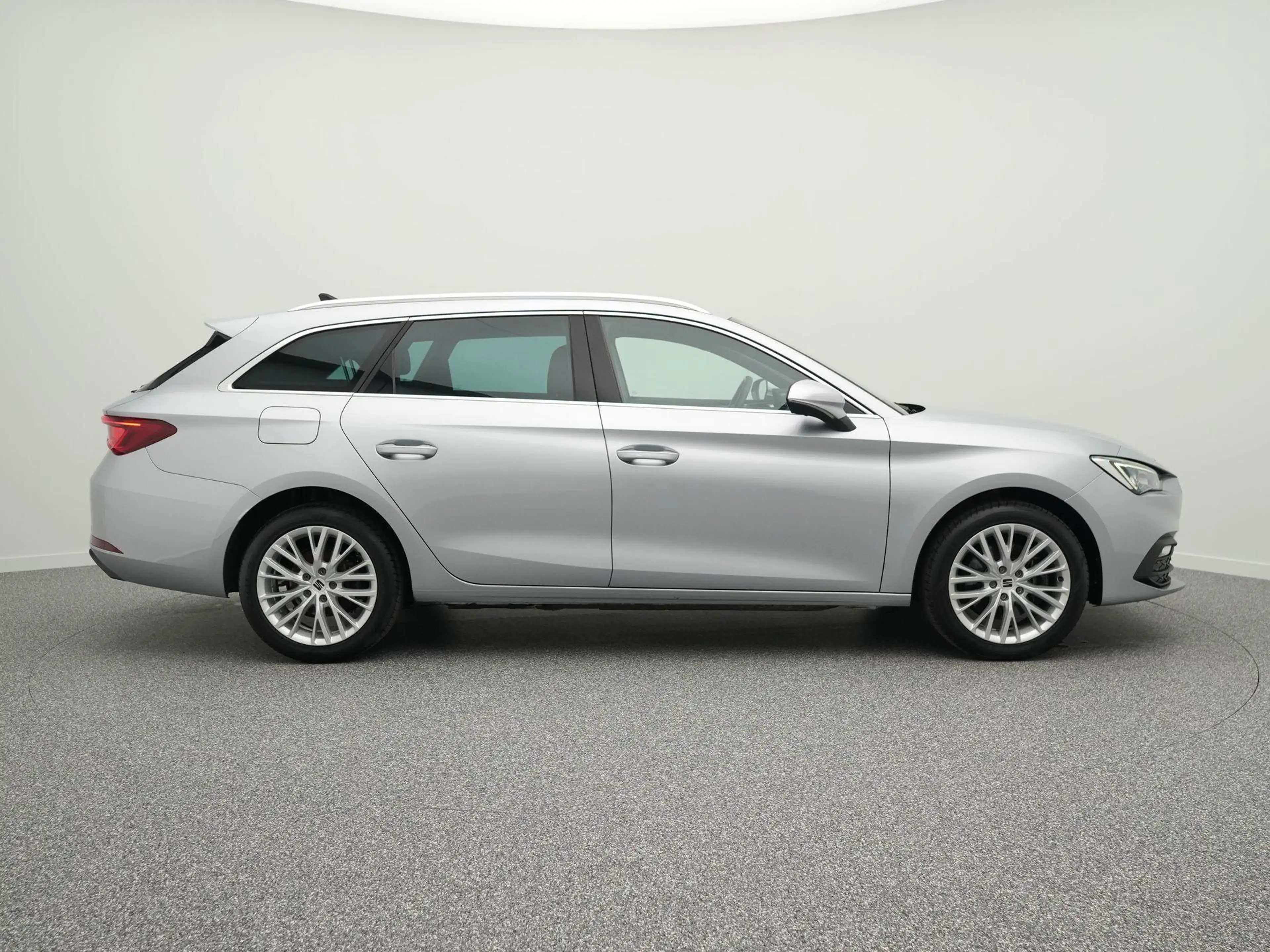 SEAT Leon e-Hybrid Sportstourer 1.4 TSI eHybrid 204pk PHEV Xcellence — photo 13