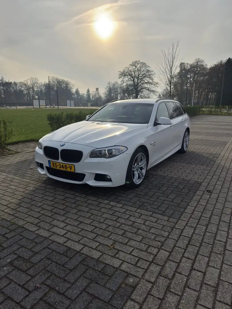 BMW 525 525d xDrive Touring Sport-Aut. - 1