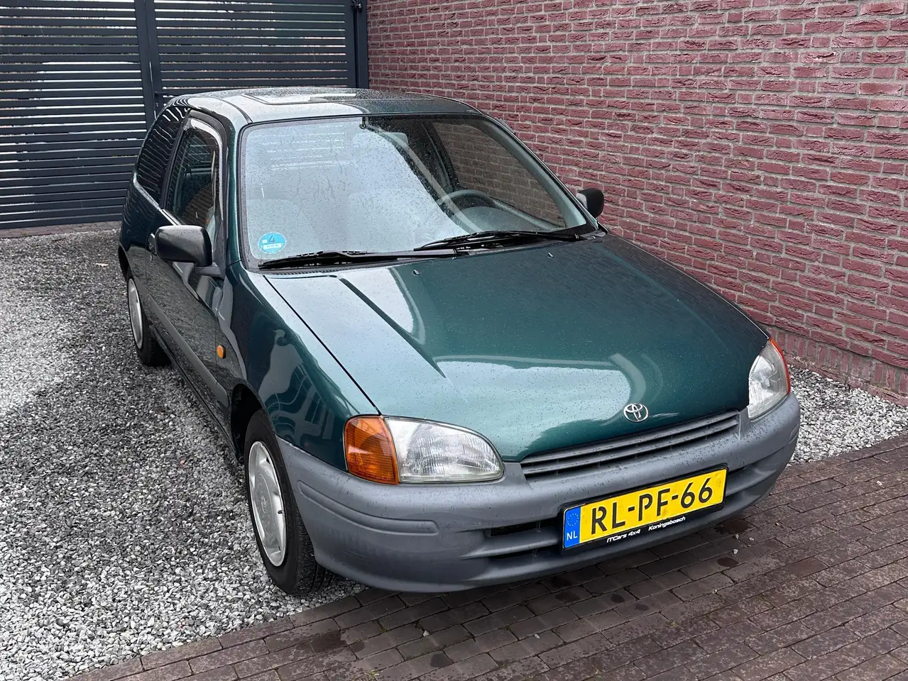 Toyota Starlet