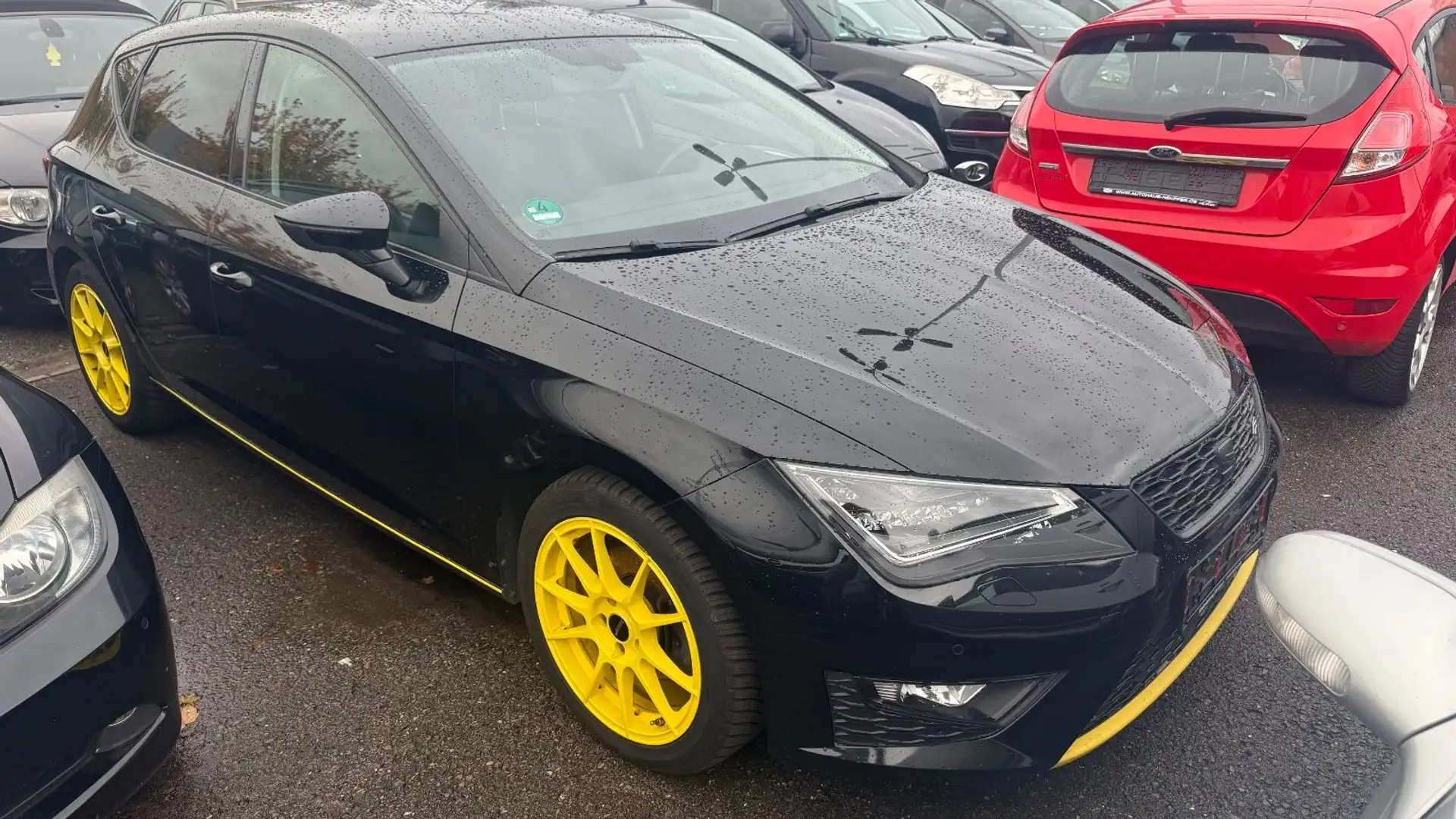 SEAT Leon FR,Euro 5,TÜV+Service Neu,133.000KM,Klima Schwarz - 1