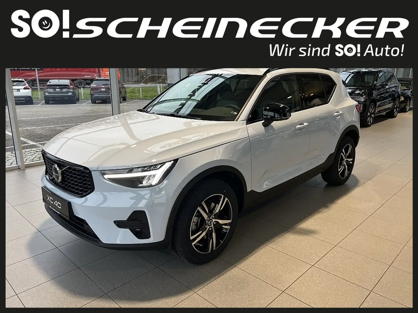 Volvo XC40 B3 Plus Dark Aut. Blau - 2