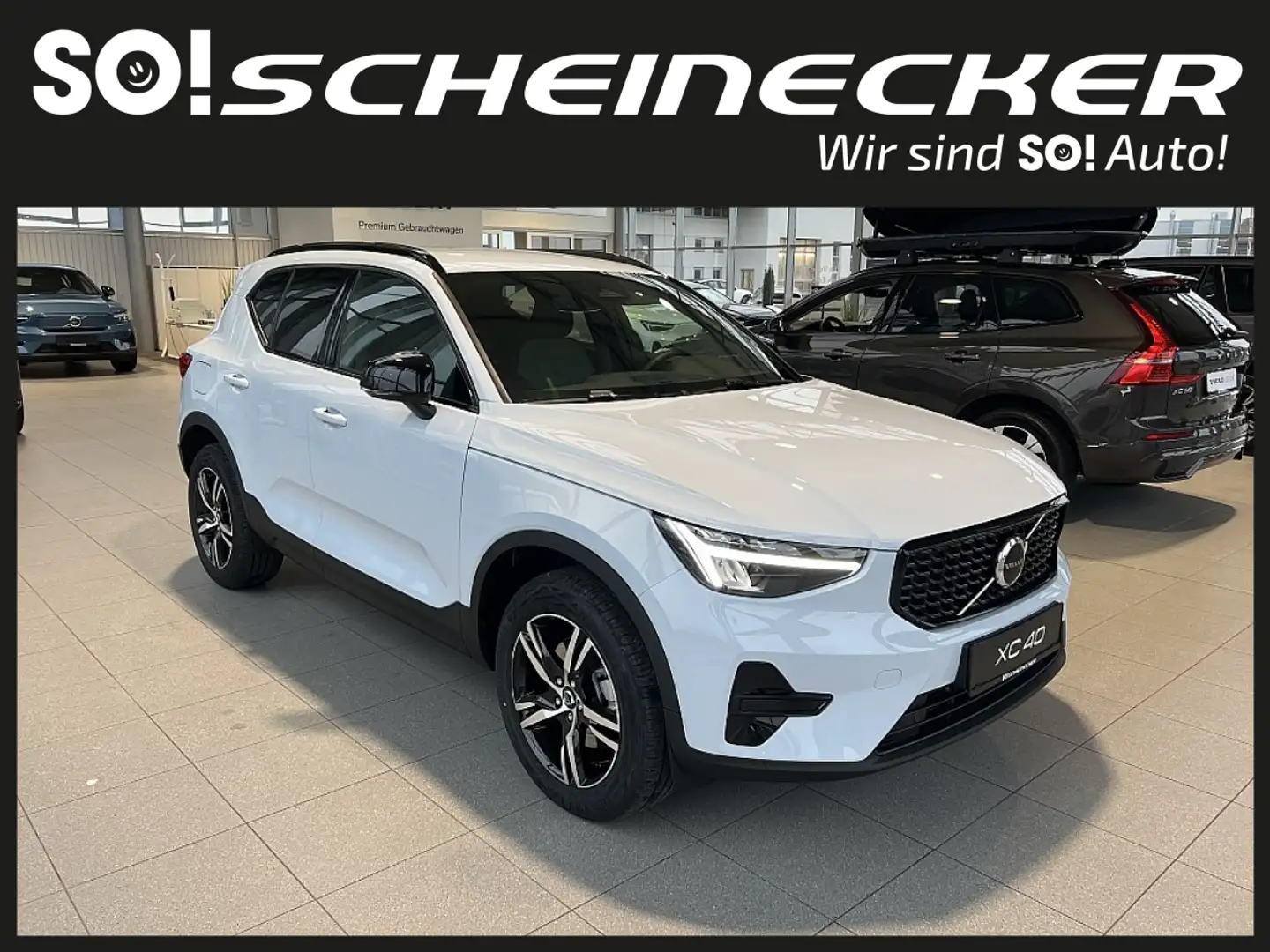 Volvo XC40 B3 Plus Dark Aut. Blau - 1