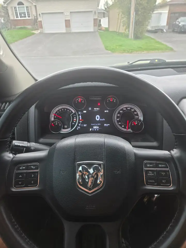 RAM 1500 снимка RAM 1500